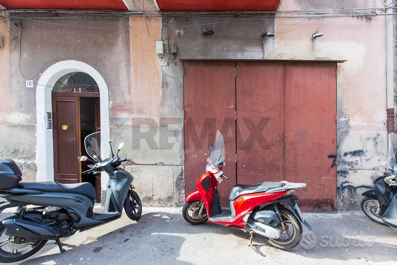 Apartment in Catania, Acquicella, Centro storico - Altro