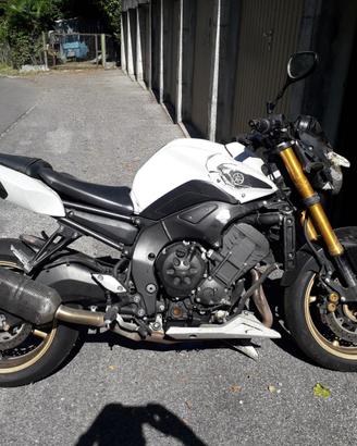 Yamaha FZ8 2011 incidentata