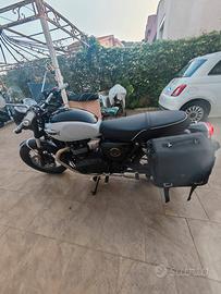 Moto Triumph