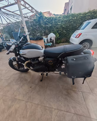 Moto Triumph
