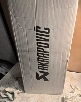 Scarico completo akrapovic rsv4rf