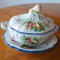 Zuppiera ceramica dipinta a mano con piatto