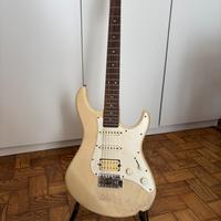 Chitarra Elettrica Yamaha EG112