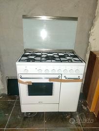 cucina a gas 5 fuochi con forno e piccolo mobilett