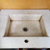 lavandino in travertino