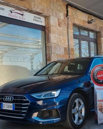 Audi A4 40 TDI quattro S tronic Business Advanced