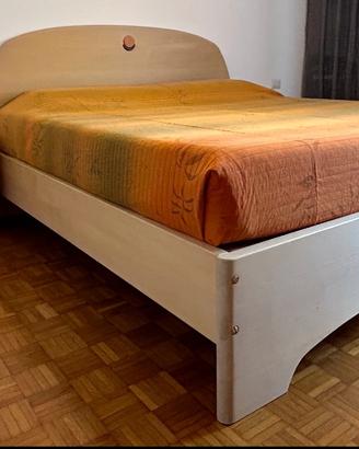 Letto matrimoniale