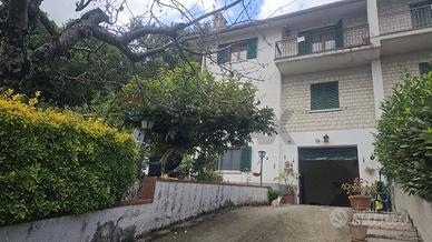 Villetta bifamiliare - Morcone