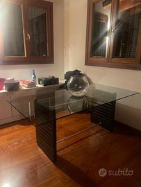 Fontana Arte. tavolo in cristallo ''Invidia'' 1988