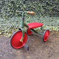 Antico triciclo giocattolo legno e ferro