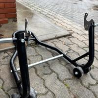 Cavaletto posteriore moto