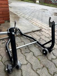 Cavaletto posteriore moto