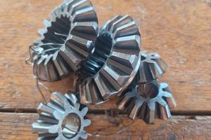 ingranaggi trattore Carraro