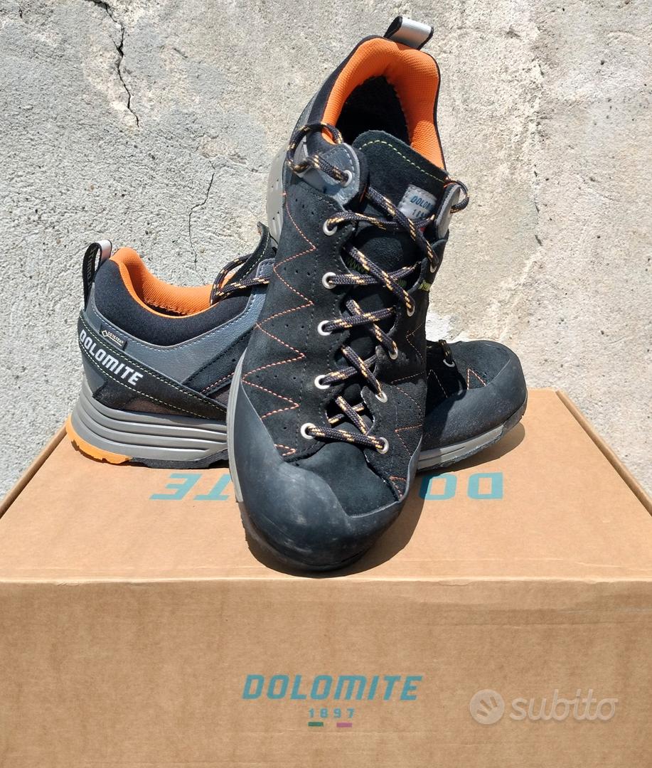 Scarpa Dolomite Goretex e Vibram Abbigliamento e Accessori In vendita a Genova