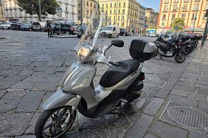 Piaggio Beverly 350 Tourer