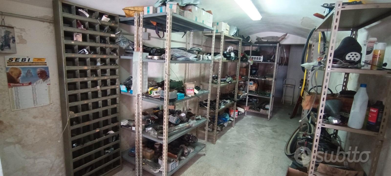 Ricambi Officina PIAGGIO anni '80 Accessori Moto In vendita a Taranto