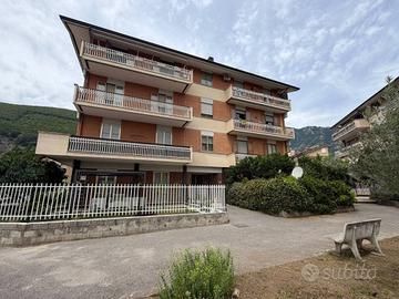 Appartamento di 95 m² con 3 locali e box auto a Me