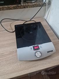 Fornello a induzione + 2 padelle e 1 pentolino