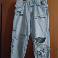 jeans con scritte uomo