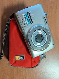 Nikon Coolpix S2500 12MP - Vintage Digicam + Case