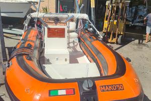 gommone mako 50 motore 60 CV Yamaha + carrello 