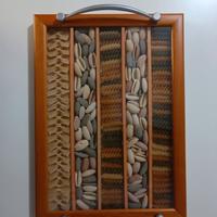 vassoio con mosaico di pasta fresca