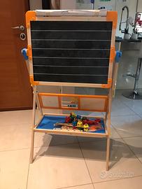 Lavagna gioco con piccolo abaco