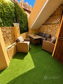 Villetta caposchiera con cortile