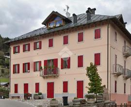 4 LOCALI A DOMEGGE DI CADORE