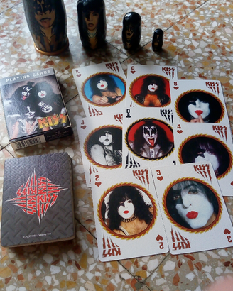 Matrioska e Carte da gioco dei KISS