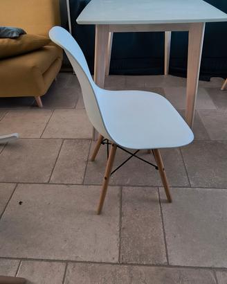 4 Sedie design scandinavo bianco e legno