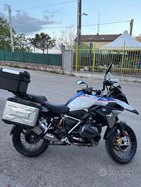 BMW GS 1250 HP
