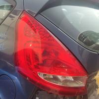 Fanale posteriore sinistro FORD FIESTA del 2011