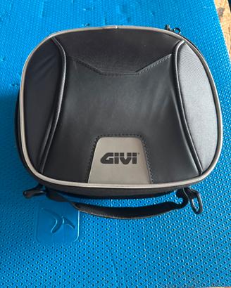 Tank givi