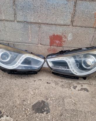 Hyundai I40 2011-2015 fari xenon 