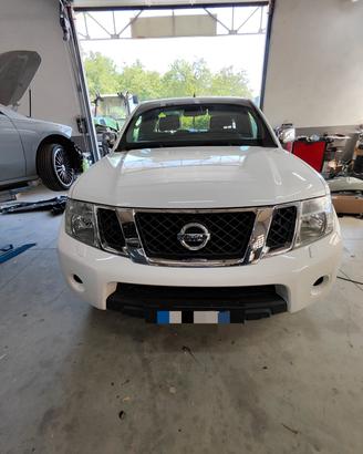 Nissan Navara 2.5 pickup 