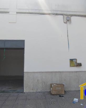 Locale commerciale - Curti