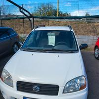 Suzuki Ignis 1.3 16v benzina del 2001