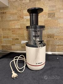 Estrattore di succo Bosch completo – Come nuovo