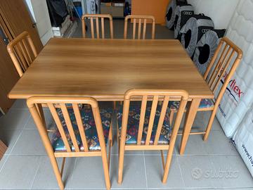 Tavolo da pranzo in legno + 6 sedie abbinate