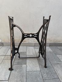 Base per macchina da cucire vintage