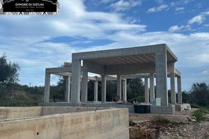 VILLA con PISCINA di NUOVA COSTRUZIONE