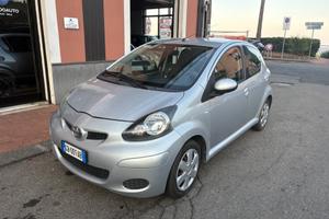 Toyota Aygo 1.0 12V VVT-i 5 porte Automatica