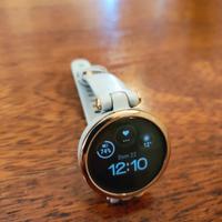 Garmin Lily Gold & Light Sand 1st gen