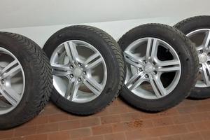 4 cerchi in lega + 4 gomme termiche 
