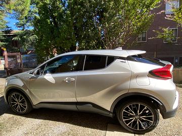 Toyota CHR-ibrida