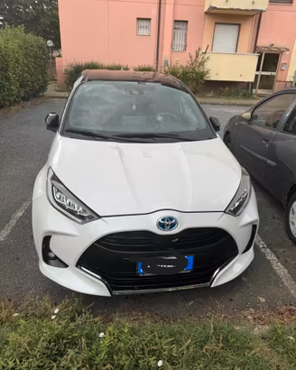 toyota yaris hybrid 2021 style