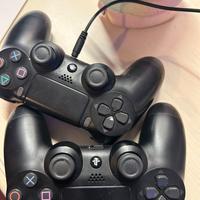 Playstation 4 slim e 2 controller