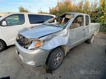 Toyota Hilux 2.5 D-4D 4WD 2p. Extra Cab DLX