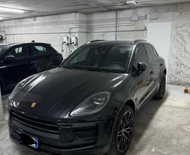 Porsche Macan 12/2022 8.000 km